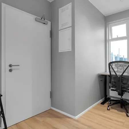 Cheerful Down Town Apartment Reykjavik Exterior photo